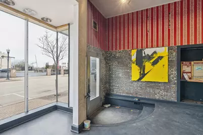 511  Sixth St, Racine, WI 53403 - Photo 5