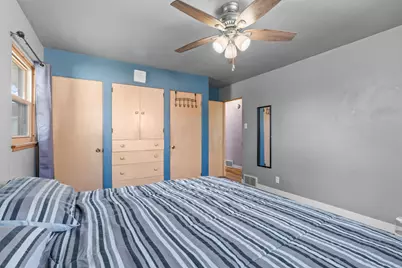 128  Roosevelt St, Valders, WI 54245 - Photo 13