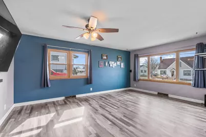 128  Roosevelt St, Valders, WI 54245 - Photo 9