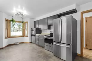 1008 S 9th St, Watertown, WI 53094 - Photo 13