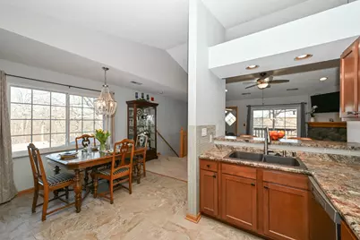 200 W Aspen Ct #8, Oak Creek, WI 53154 - Photo 15