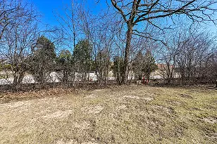 200 W Aspen Ct, Oak Creek, WI 53154 - Photo 35