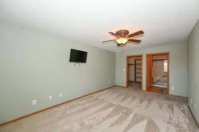 200 W Aspen Ct #8, Oak Creek, WI 53154 - Photo 21