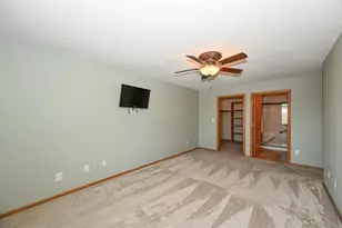 200 W Aspen Ct, Oak Creek, WI 53154 - Photo 21