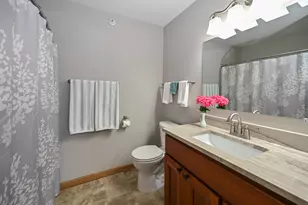 200 W Aspen Ct, Oak Creek, WI 53154 - Photo 27