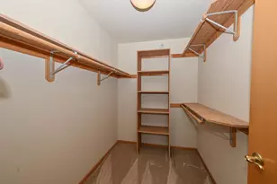 200 W Aspen Ct, Oak Creek, WI 53154 - Photo 23