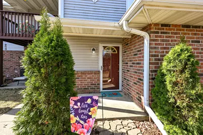 200 W Aspen Ct #8, Oak Creek, WI 53154 - Photo 1