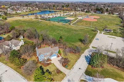 N68W14724  Prudence Dr, Menomonee Falls, WI 53051 - Photo 43