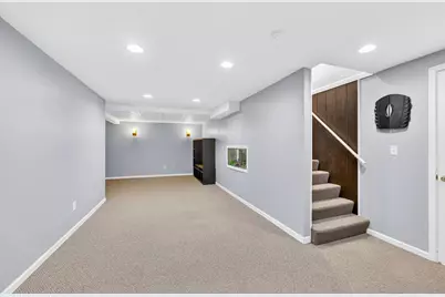 N68W14724  Prudence Dr, Menomonee Falls, WI 53051 - Photo 35