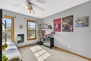 N68W14724 Prudence Dr, Menomonee Falls, WI 53051 - Photo 31