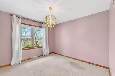 N68W14724  Prudence Dr, Menomonee Falls, WI 53051 - Photo 27