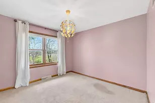 N68W14724 Prudence Dr, Menomonee Falls, WI 53051 - Photo 27