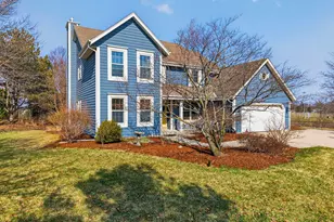 N68W14724 Prudence Dr, Menomonee Falls, WI 53051 - Photo 39