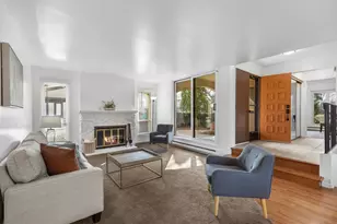 5266 Somerset Ln, Greenfield, WI 53221 - Photo 5