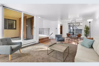 5266 S Somerset Ln, Greenfield, WI 53221 - Photo 7