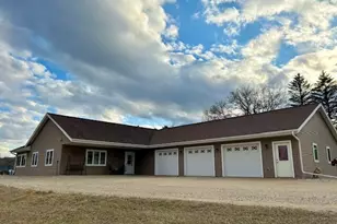 1347 Rawhide Dr, Farmington, WI 53090 - Photo 1