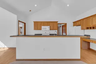 2781 Edwards St, East Troy, WI 53120 - Photo 13