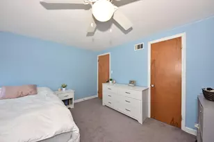 7242 W Bluemound Rd, Wauwatosa, WI 53213 - Photo 13