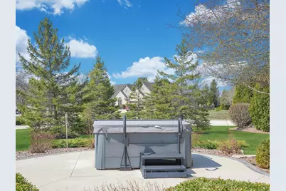 9223 W Wyndham Hills Ct, Franklin, WI 53132 - Photo 53