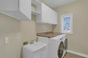 9223 W Wyndham Hills Ct, Franklin, WI 53132 - Photo 21