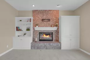 9223 W Wyndham Hills Ct, Franklin, WI 53132 - Photo 17