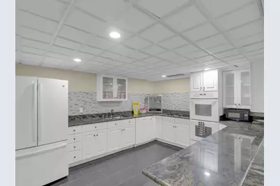 9223 W Wyndham Hills Ct, Franklin, WI 53132 - Photo 45