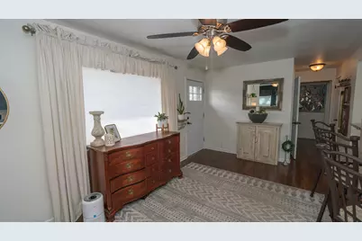 1514 S 165th St, New Berlin, WI 53151 - Photo 11