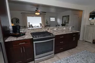 1514 S 165th St, New Berlin, WI 53151 - Photo 7