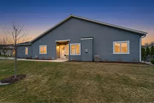 W206N16159 Stonebrook Dr, Jackson, WI 53037 - Photo 23