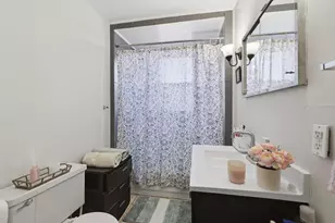 1356 Deane Blvd, Racine, WI 53405 - Photo 9