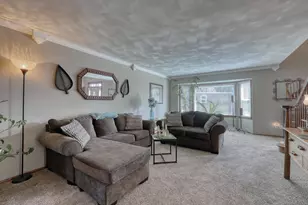 S28W30310 West End Ln, Genesee, WI 53188 - Photo 13