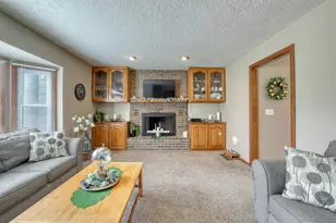 S28W30310 West End Ln, Genesee, WI 53188 - Photo 17