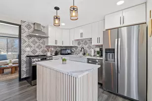 1074 Mobile St, Lake Geneva, WI 53147 - Photo 7