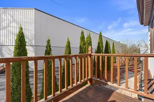 2001 W Bender Rd, Glendale, WI 53209 - Photo 29