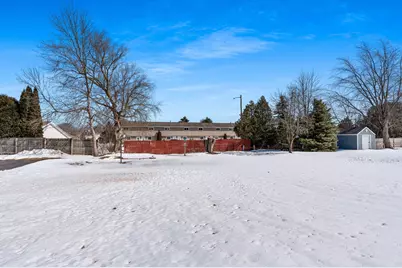 1465 N 8th St, Manitowoc, WI 54220 - Photo 45