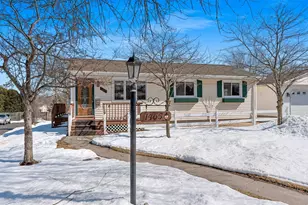 1465 N 8th St, Manitowoc, WI 54220 - Photo 39