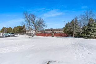 1465 N 8th St, Manitowoc, WI 54220 - Photo 47