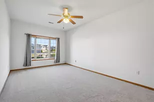 853 Cheyenne Ave, Grafton, WI 53024 - Photo 17