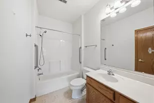 853 Cheyenne Ave, Grafton, WI 53024 - Photo 21