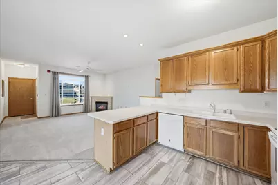 853  Cheyenne Ave #F, Grafton, WI 53024 - Photo 7