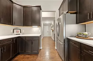 1909 Foxcroft Ln, Waukesha, WI 53189 - Photo 21