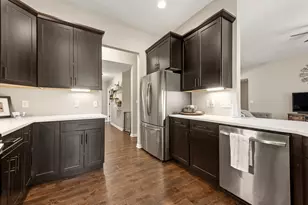 1909 Foxcroft Ln, Waukesha, WI 53189 - Photo 19