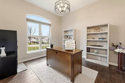 1909  Foxcroft Ln, Waukesha, WI 53189 - Photo 5