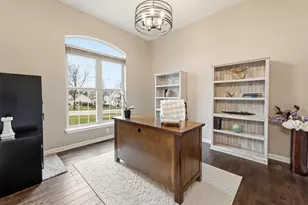 1909 Foxcroft Ln, Waukesha, WI 53189 - Photo 5