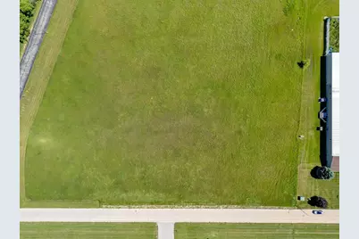 1650  Independence Ln, Hartford, WI 53027 - Photo 3