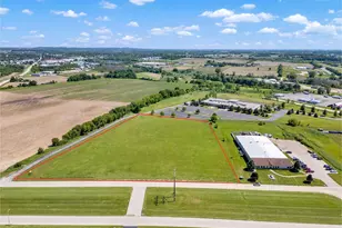 1650 Independence Ln, Hartford, WI 53027 - Photo 1