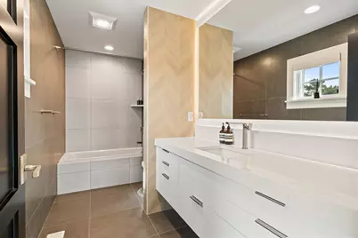 278  High St #9, Fontana, WI 53125 - Photo 81