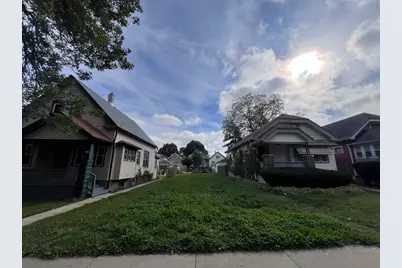 4024 N 19th St, Milwaukee, WI 53209 - Photo 5