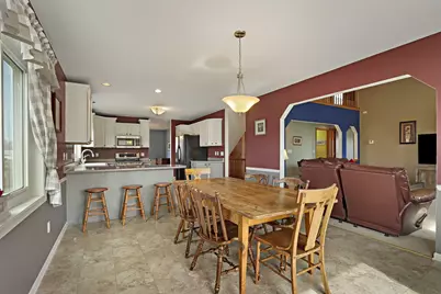 W5071 W Clearwater Ln, Sugar Creek, WI 53121 - Photo 11