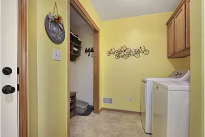 W5071 W Clearwater Ln, Sugar Creek, WI 53121 - Photo 19